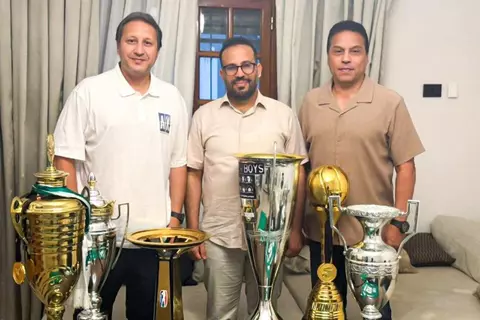  "لنُكمل طريق المجد معًا".. حسام البدري مستمر مع أهلي طرابلس لموسم آخر